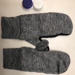 Brooks Women’s Joyride Mitten